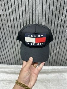 Tommy_Hilfiger_All_Black_Premium_Unisex_Cap