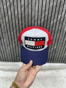 Tommy_Hilfiger_White_Red_Premium_Unisex_Cap