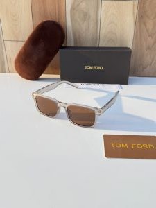 Tomford_826_grey_brown