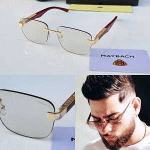 Maybach_1030_gold_wooden