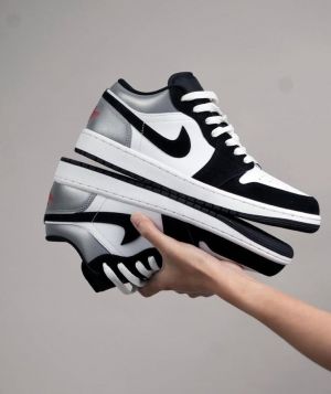 Nik_e Air Jordan Retro 1 Low SE Metallic Black Silver