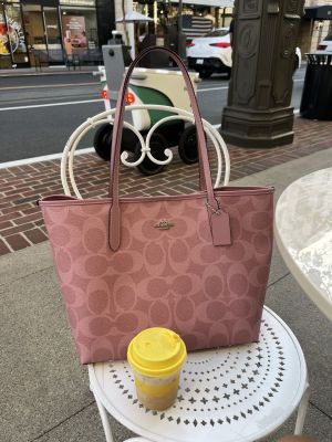 COACH_CITY_TOTE_BAG_WITH_OG_BOX_DUSTBAG_CARDS_