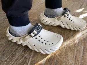Croc s Echo clogs