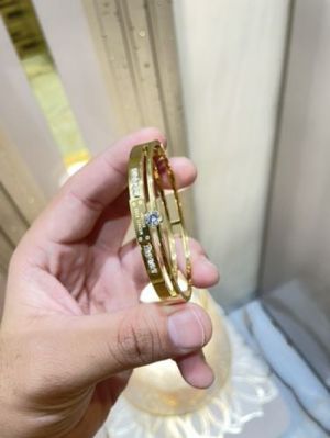 michae l kors gold bracelet