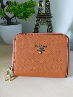 Prada_ wallet is a Saffiano leather zip with box premium quality