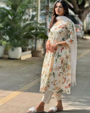 anarkali-kurta-set-with-matching-dupatta