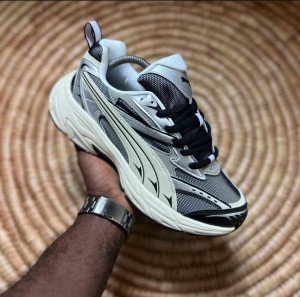 Pum a morphic retro cream black