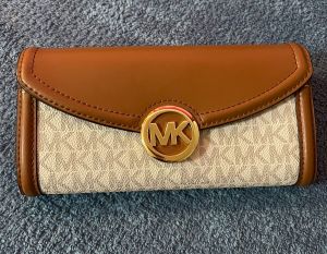 Michael_Kors_long wallet with box