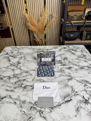 DIO_R OBLIQUE ZIP WALLET WITH GOLD CD HARDWARE INCLUDES BOX AND DUST BAG (DXD002-BLUE)