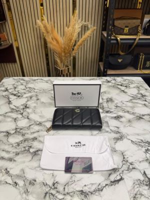 Coac_h Quilted Long Zipper Premium Wallet Includes Card Box And Dust Bag (CD003-Black)