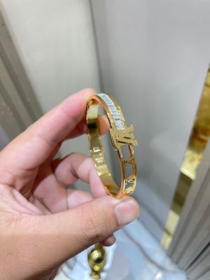 Loui_s vuitton bracelet 