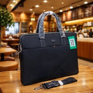 Lacoste_laptop bag with dust cover premium quality