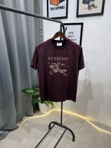 Burberr y embroidery logo imported round neck tshirt wine