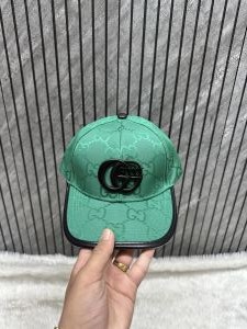 Gucci_GG_Front_Black_Logo_Premium_Unisex_Cap