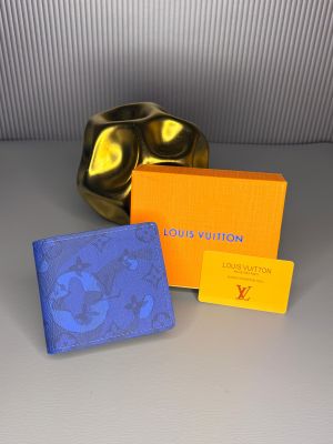 Loui_s vuitton misprinted 010 with og box and dust bag 