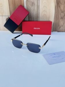 Prada_122_gold_black