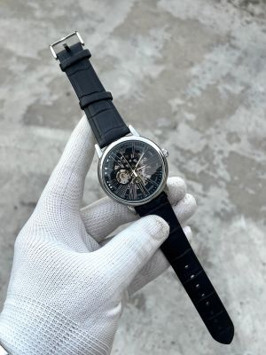 Emporio Arman_i Auto