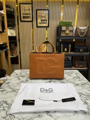 Dolce_&_Gabbana_Daily_Tote_Bag_With_Dust_Bag_And_Card_(Brown)(V-9040)