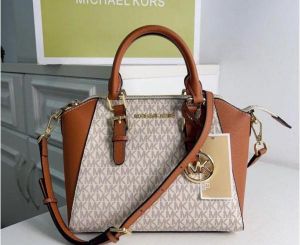 Michael_Kors_ciara_tote_bag_with_dust_cover