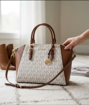 Michael_Kors_ciara_tote_bag_with_dust_cover