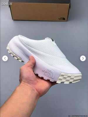 The Nort_h Face Never stop Mule