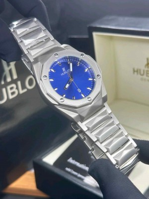 Hublot_Quartz Watch 185 Silver Blue