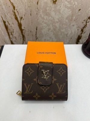 Loui_s Vuitton premium wallet with og box aaa 9111 old flower