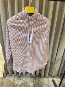 Lacost e Red Lining Shirt Store Article