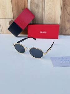 Prada_8007_gold_black