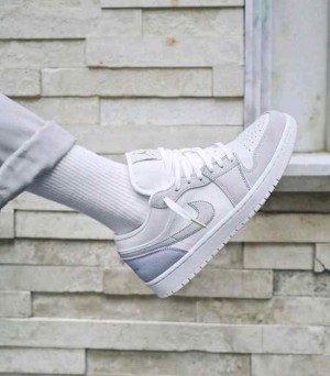 Nikee air jordan 1 paris low