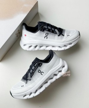 On Cloud Tilt ivory Black