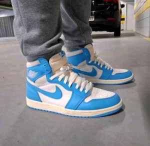 Nikee Air Jordan 1 high og unc reimagined semi ua