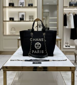 Chanel_deauville_pearl_canvas_tote_bag_black_5626