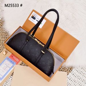 Louis_Vuitton_shoulder_bag_with_box_6163