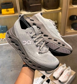 ON Cloudsurfer Max Alloy Asphalt