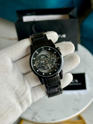 Role_x Skeleton Quartz