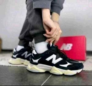 New Balancee 9060 Black White