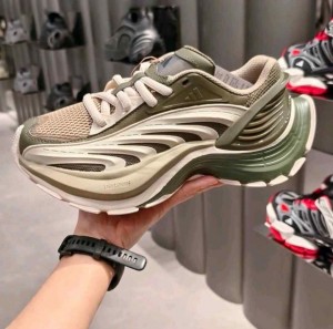 Adidass XLG Metawave Olive