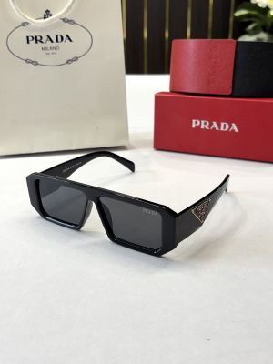 _Prada_milano_132_blk