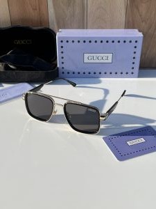 Gucci_964_gold_black