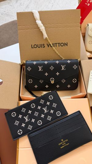 LOUIS_VUITTON_LATEST_MULTI_POCHETTE_ACCESSORIES_CALF_LEATHER_WITH_DUBBLE_BOX_PACKING_6136