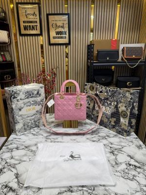 Christian_Dior_Lady_Bag_Glossy_With_Box_And_Dust_Bag_Including_CarryBag_(Pink-8851)