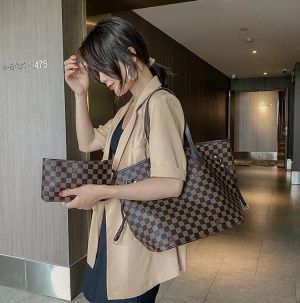Louis_Vuitton_Neverfull_MM_Tote_Bag_With_Pouch_Monogram_Eclipse_Pattern_Brown_Grid_With_Dust_Cover_N40156