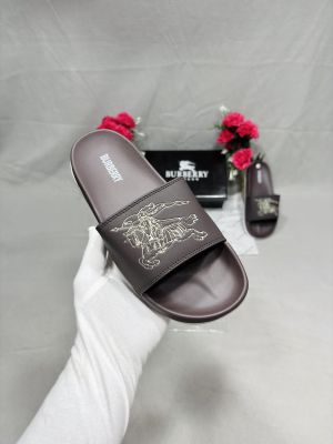 _BURBERRY_FURLEY_MOTIF-BROWN-WITH-BRAND-PACKAGING