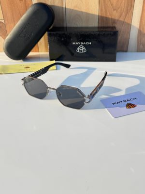 Maybach_9126_silver_black