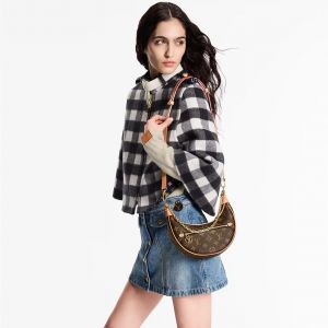 Louis_Vuitton_loop_monogram_bag_with_box_5934