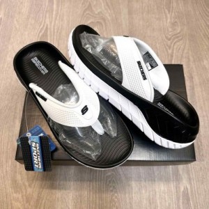 SKECHERS GO RECOVER BLACK WHITE SIMPLEX SLIPPER