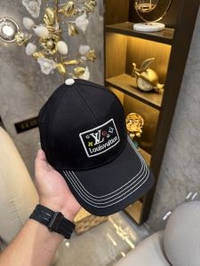 Louis.Vuitton.100%Imp.Caps