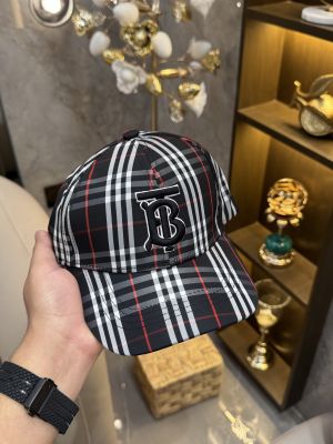 Burberry.London.100%Imp.Caps