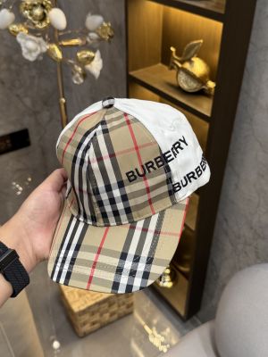Burberry.London..100%Imp.Caps